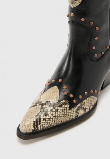 Ковбойские сапоги