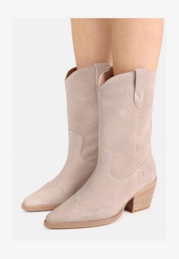 Ковбойские сапоги