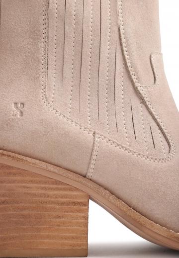 Ковбойские сапожки