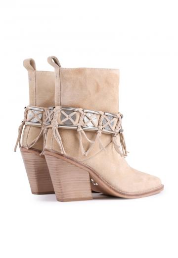 Ковбойские сапожки