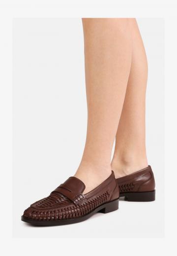 Полуботинки