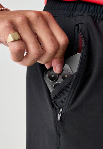 Спортивные штаны