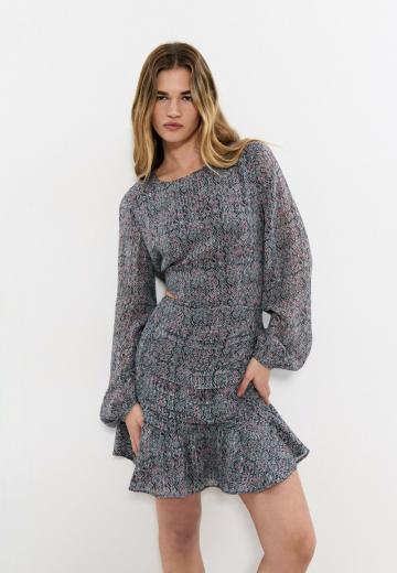 Короткое платье