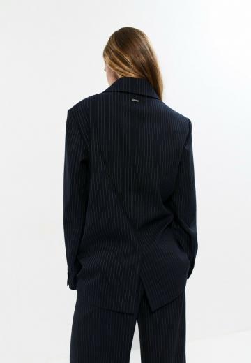 Короткое пальто