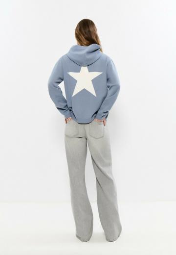 Пуловер с капюшоном