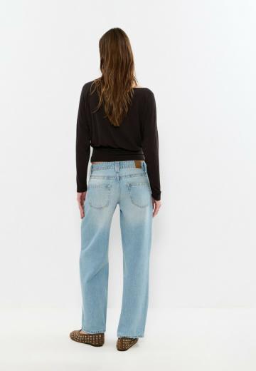 Свободные джинсы