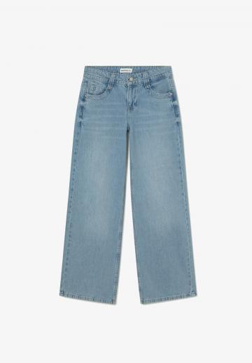 Свободные джинсы