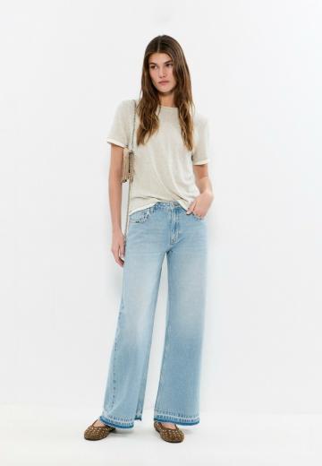 Свободные джинсы