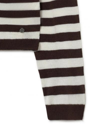 Пуловер в полоску