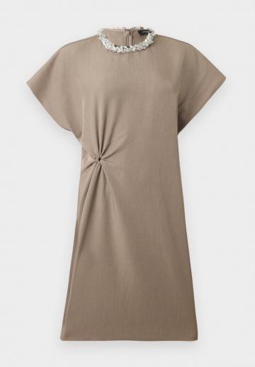 Коктейльное платье