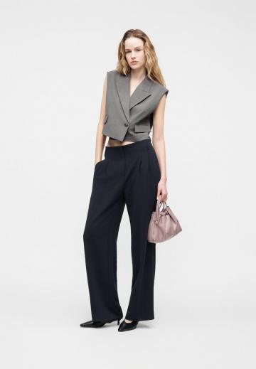 Короткая куртка