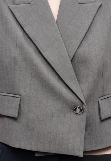 Короткая куртка