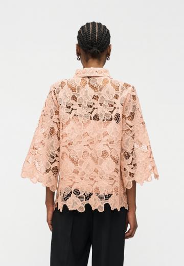 Кружевная блузка