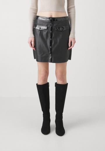 Кожаная юбка