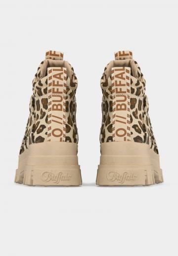 Полусапожки на платформе