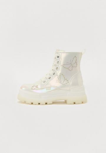 Полусапожки на платформе