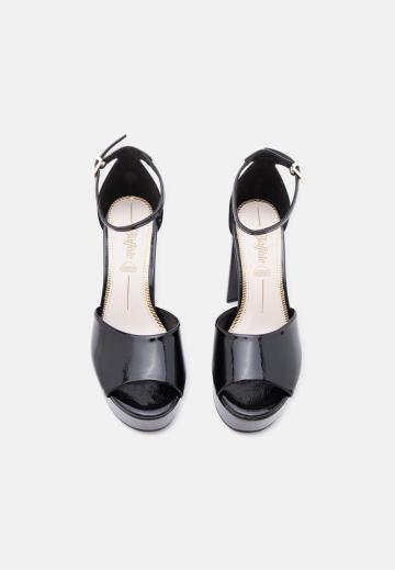 Босоножки на платформе