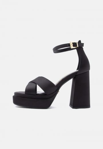 Босоножки на платформе