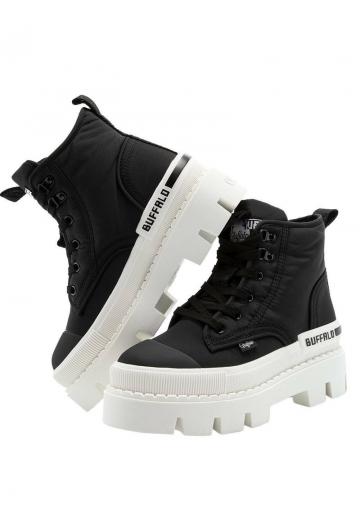 Ботинки на шнуровке