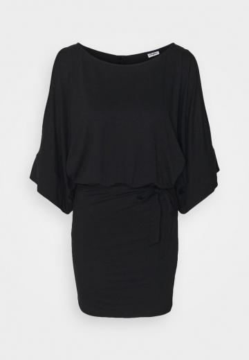 Пляжное платье