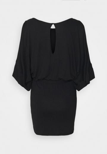 Пляжное платье