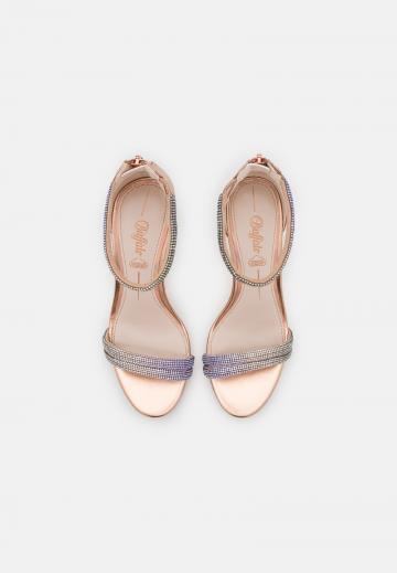 Босоножки на платформе