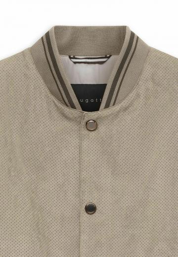 Куртка бомбер