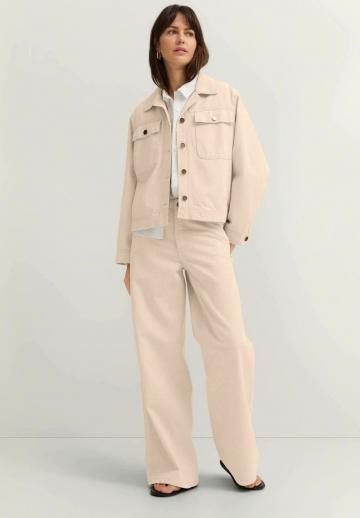 Джинсовая куртка