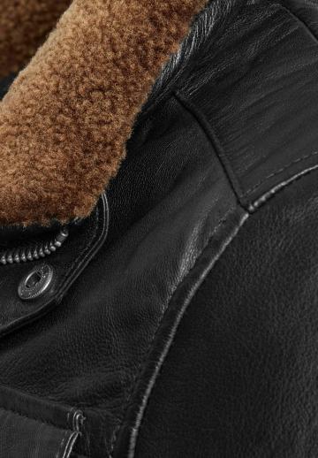 Кожаная куртка