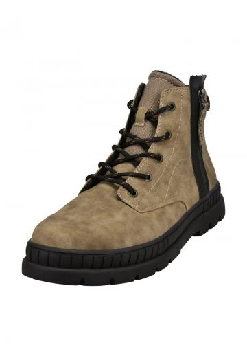 Зимние ботинки