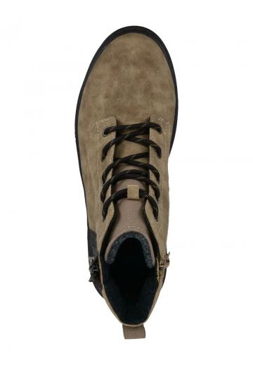 Зимние ботинки