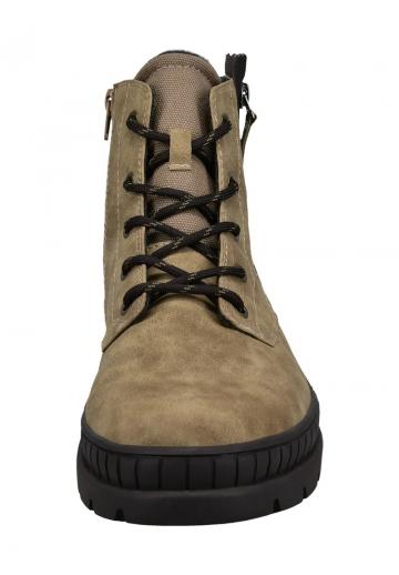 Зимние ботинки