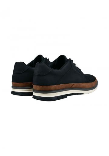 Ботинки на шнуровке