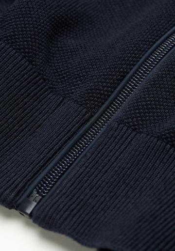 Вязаная кофта