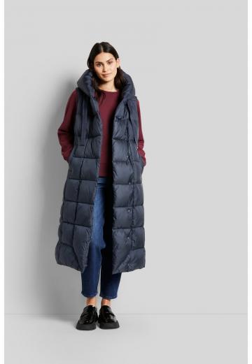 Длинный жилет