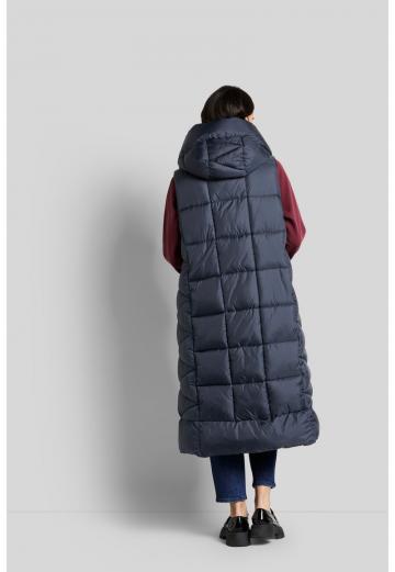 Длинный жилет