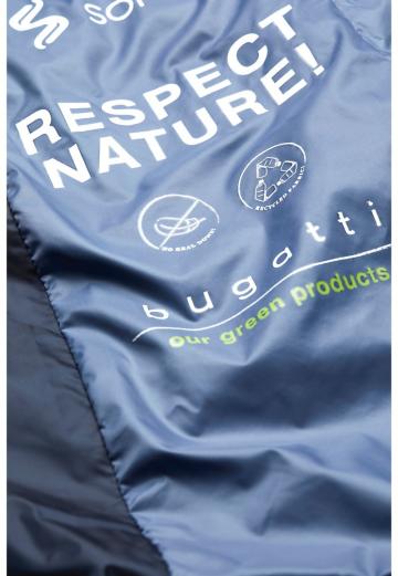 Длинный жилет