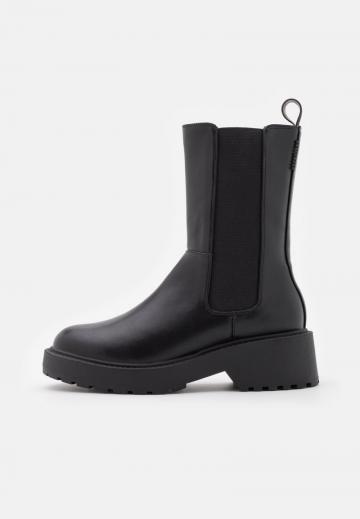 Ботинки челси