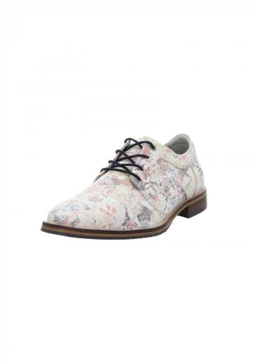 Ботинки на шнуровке