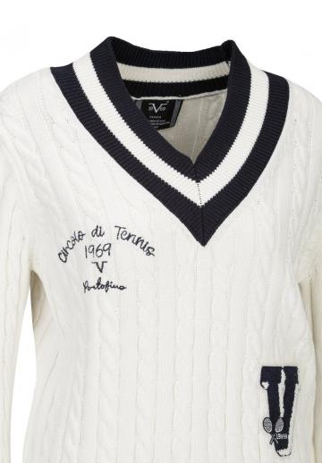 Пуловер с вырезом V