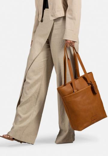 Кожаный рюкзак