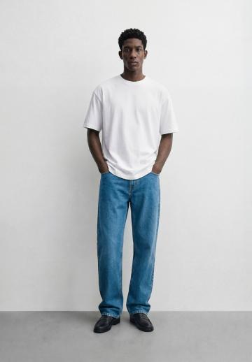 Прямые джинсы