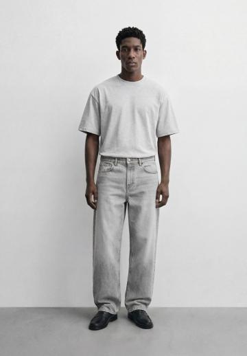 Прямые джинсы