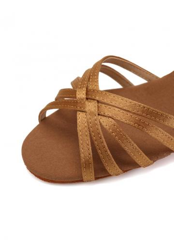 Туфли с ремешком