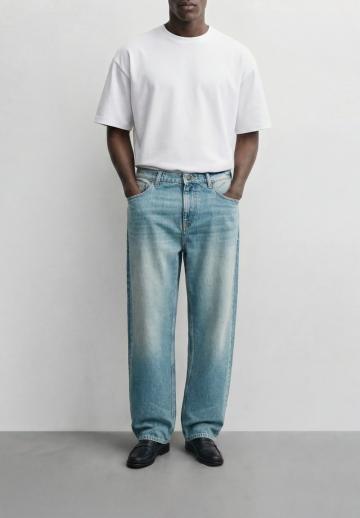 Прямые джинсы