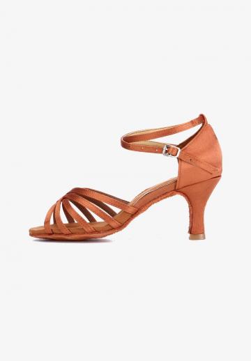 Туфли с ремешком