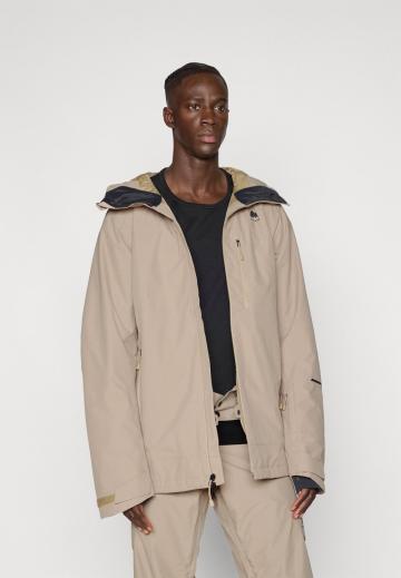 Сноубордическая куртка