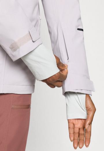 Спортивная куртка