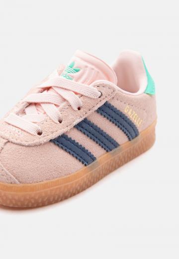 Детская обувь