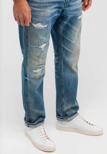 Прямые джинсы